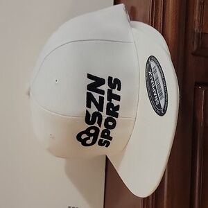 Snapback SZN Sports Hat